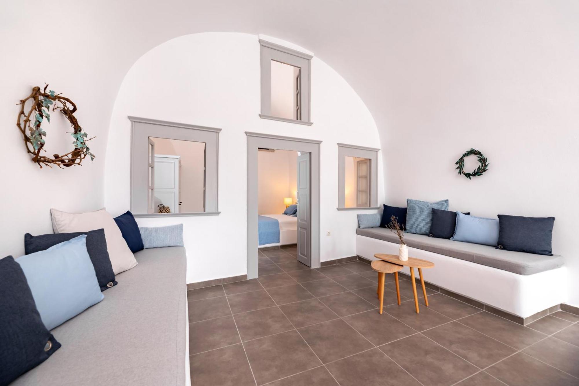 Whitewashed Guest house *